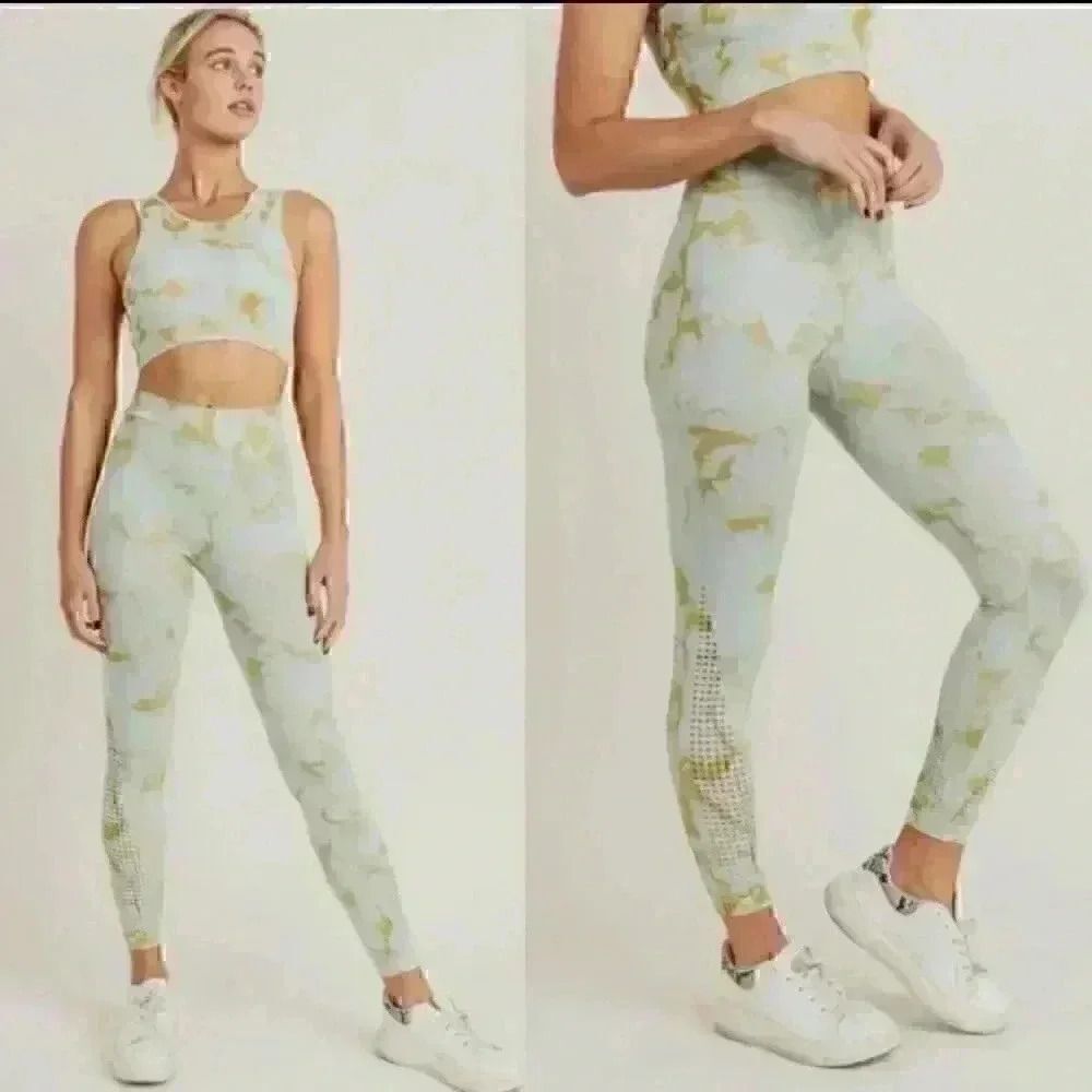 Mono B Tie Dye Seamless leggings Size Medium